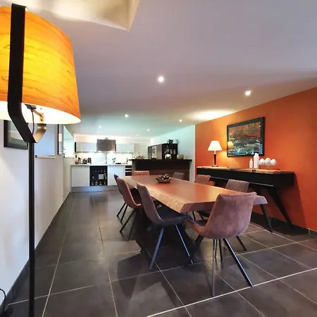 Confortable Avec Wi-fi, Parking Et Espace Bien-etre Inclus - Fr-1-582-485 * Saint-Privat-d'Allier